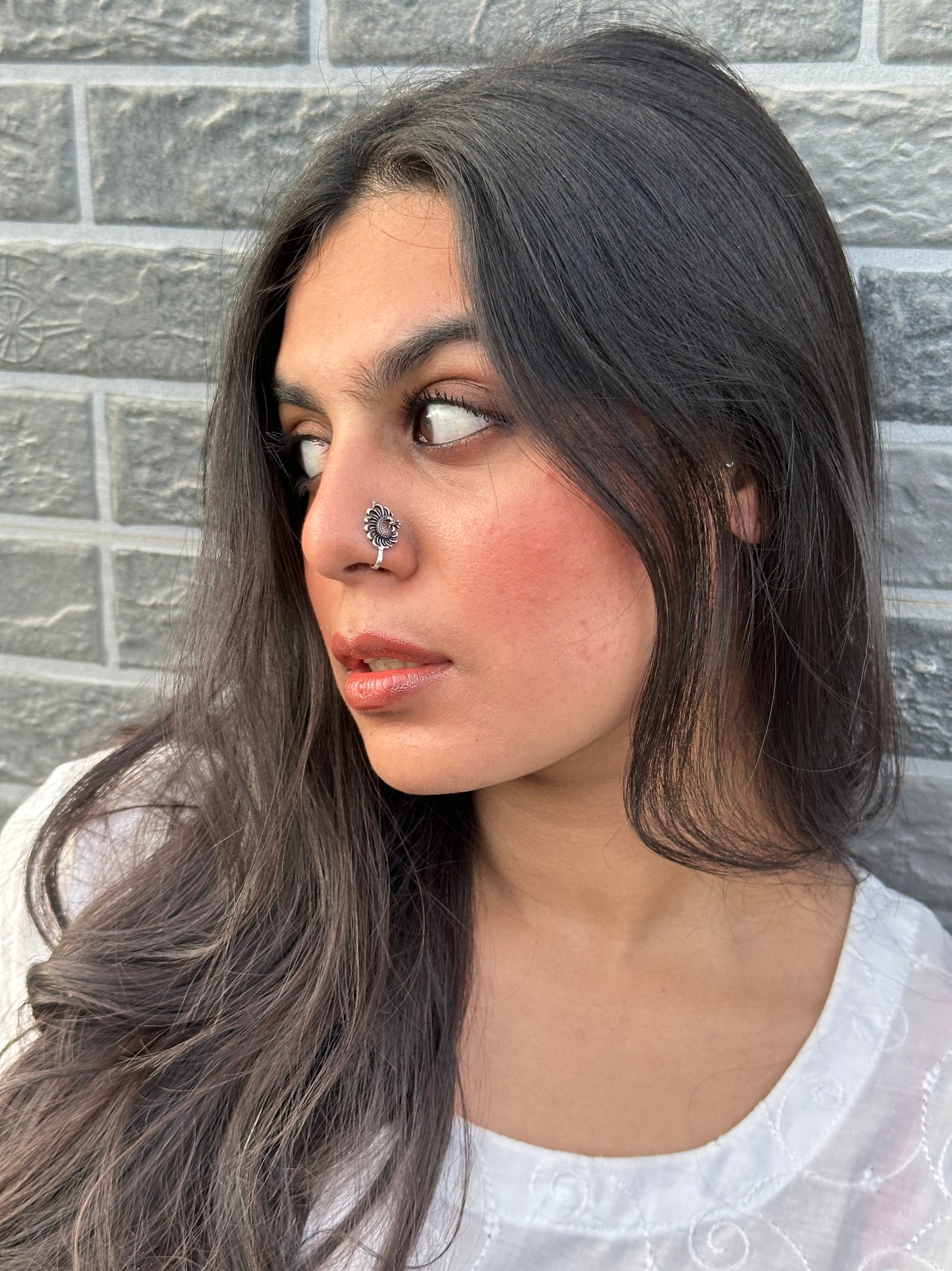 Sliver Peacock Noseclip