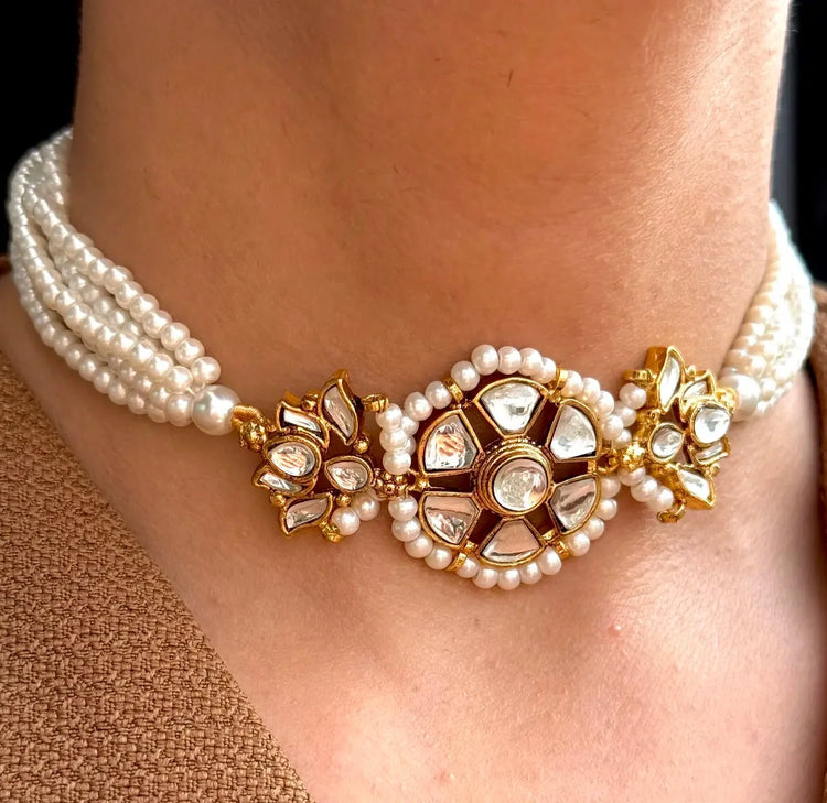 Noore Khundan pearl kundan Pakistani choker set