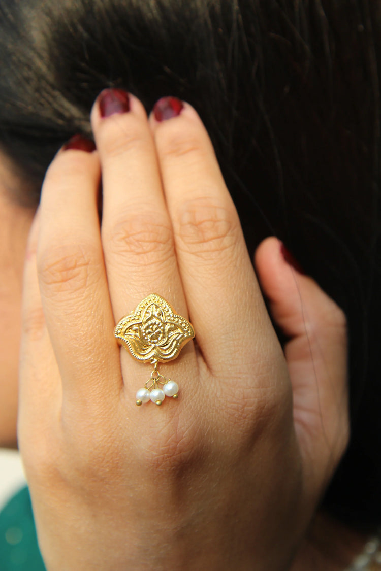 Shaheena bridal pearl ring with elegant traditional Pakistani jewelry design