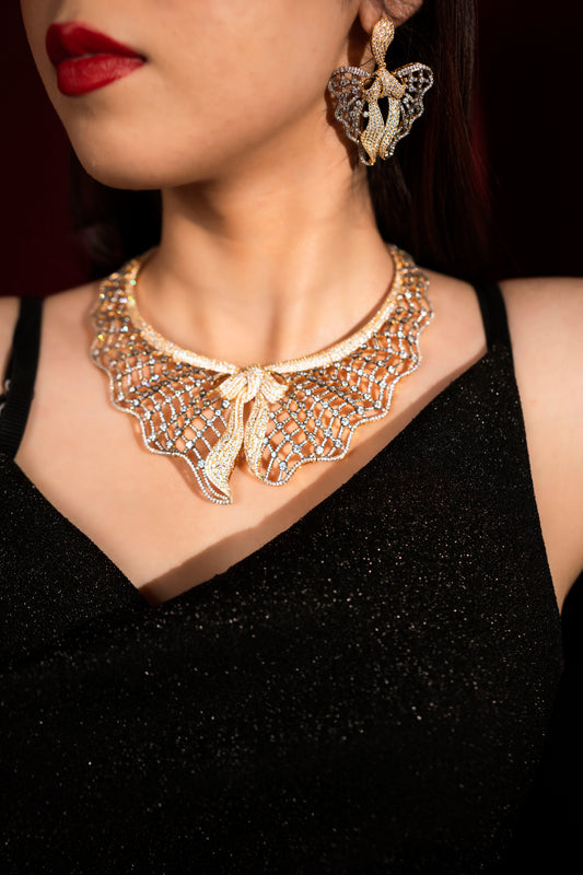 REBORN  NECKPIECE
