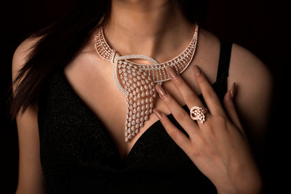 VENICE NECKPIECE