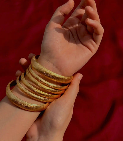 Mah e Noor Gold Bangle Set