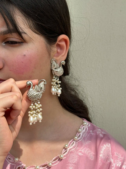 Silver Swan Pearl Earrings