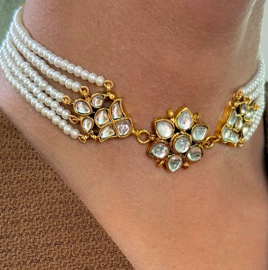 Nina Kundan Pakistani jewellery set