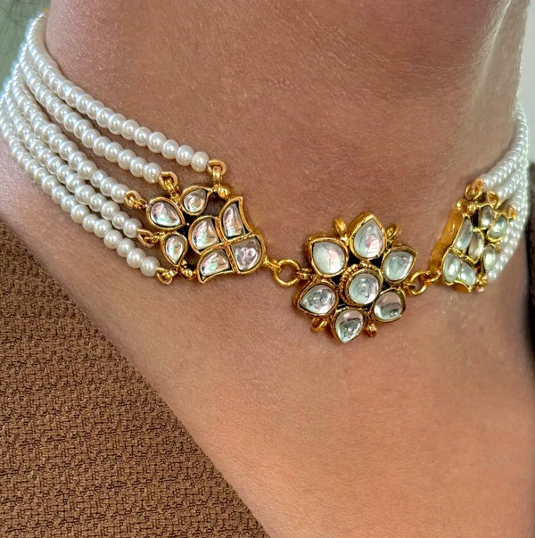 Nina Kundan Pakistani jewellery set