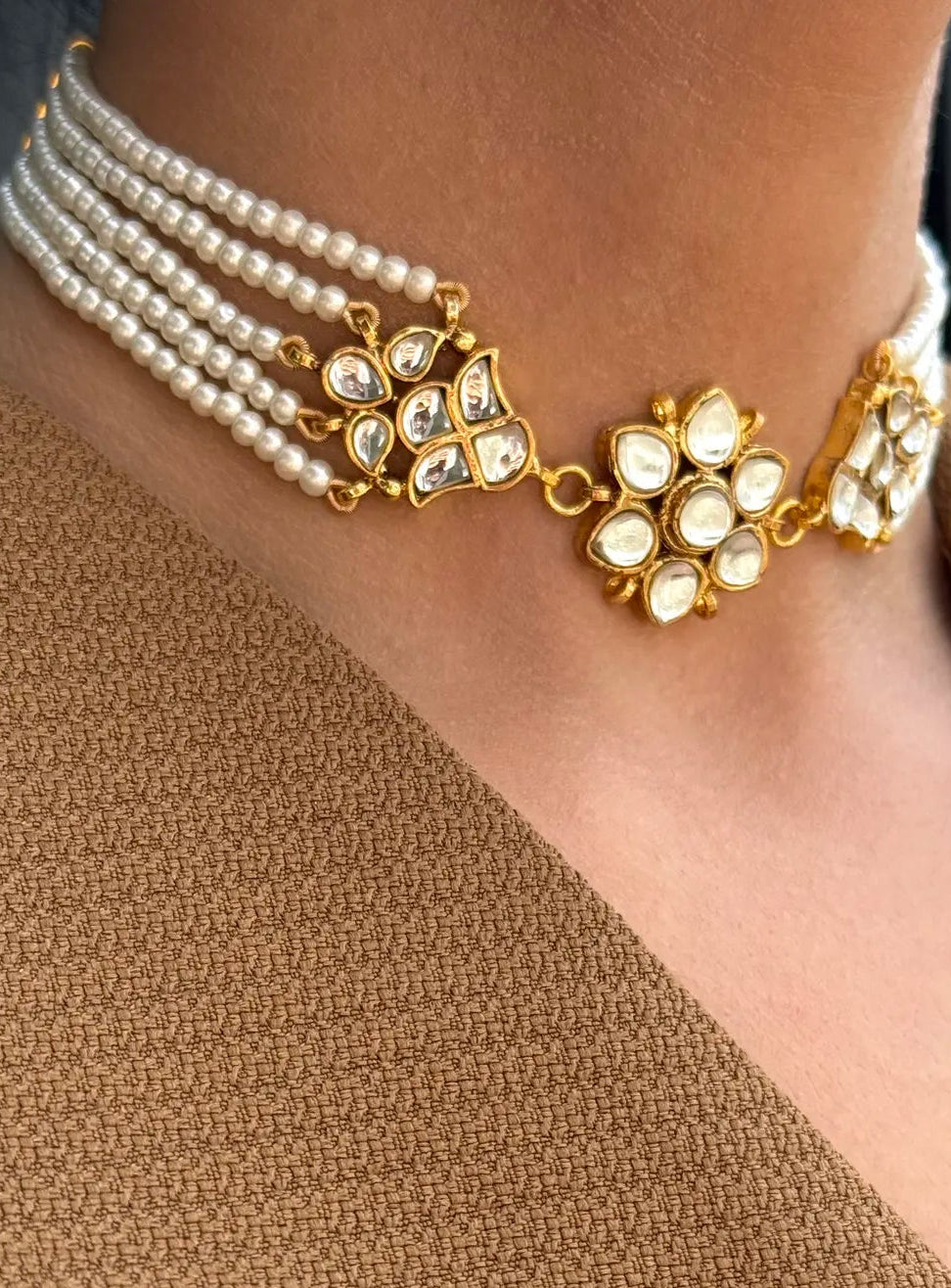 Nina Kundan traditional Pakistani jewellery close-up