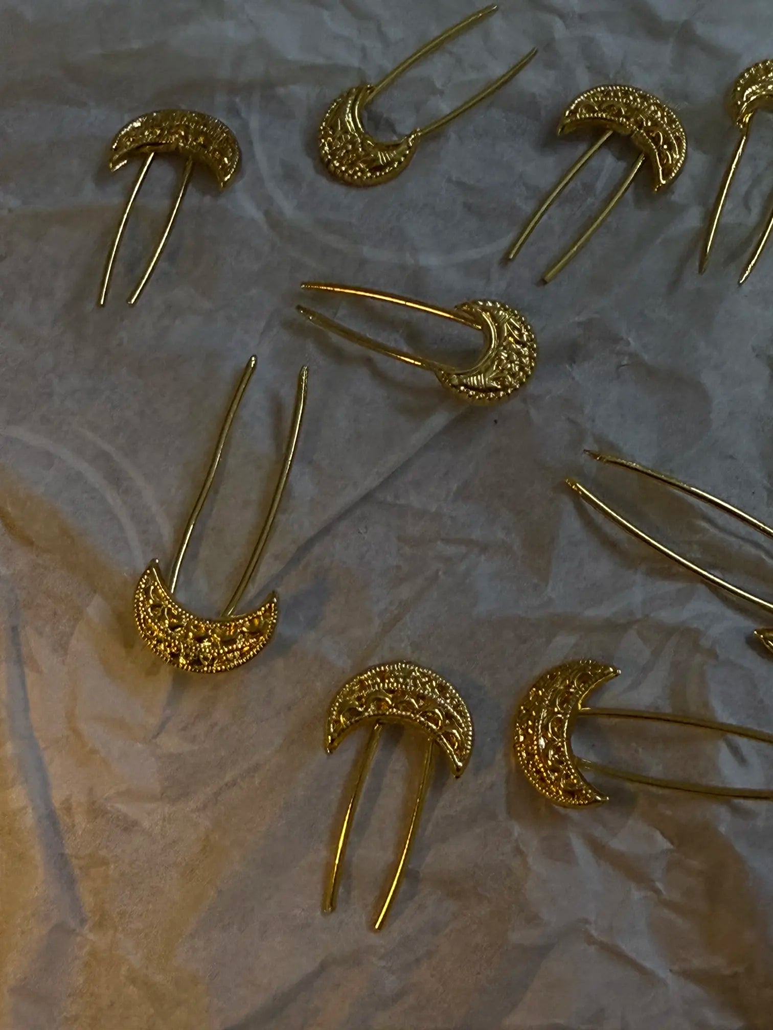Traditional Chand hair pins with elegant bridal detailing for festive hairstyles