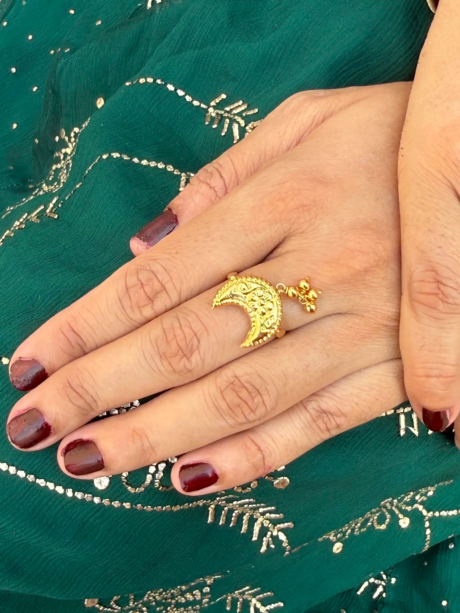 Side angle of Chand Phool bridal ring with elegant handcrafted detailing